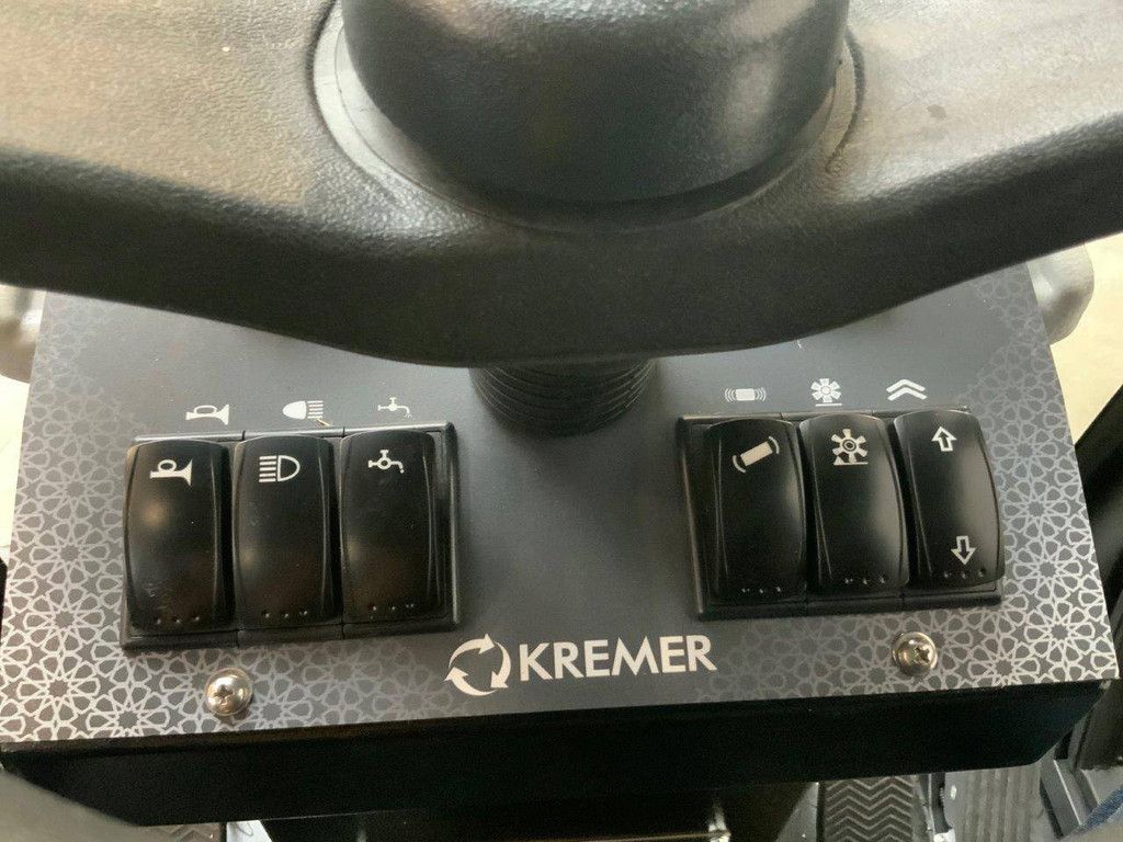 Kremer KRS100 Electric Sweeper 1200W 2025 New