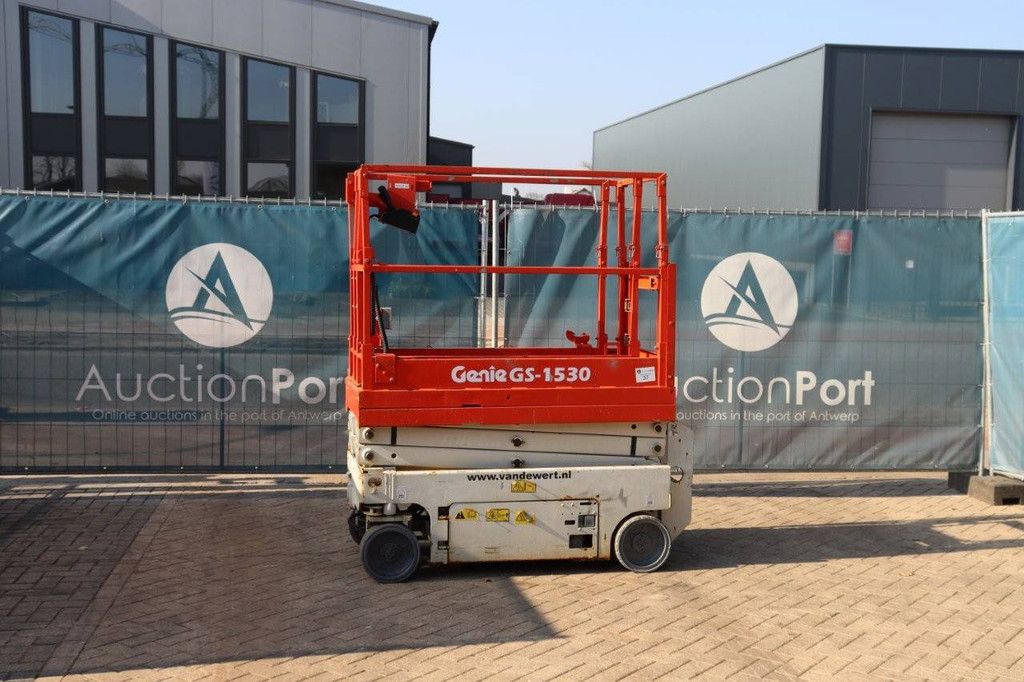 Scissor lift Genie GS1532 Electric 6.4m 2014