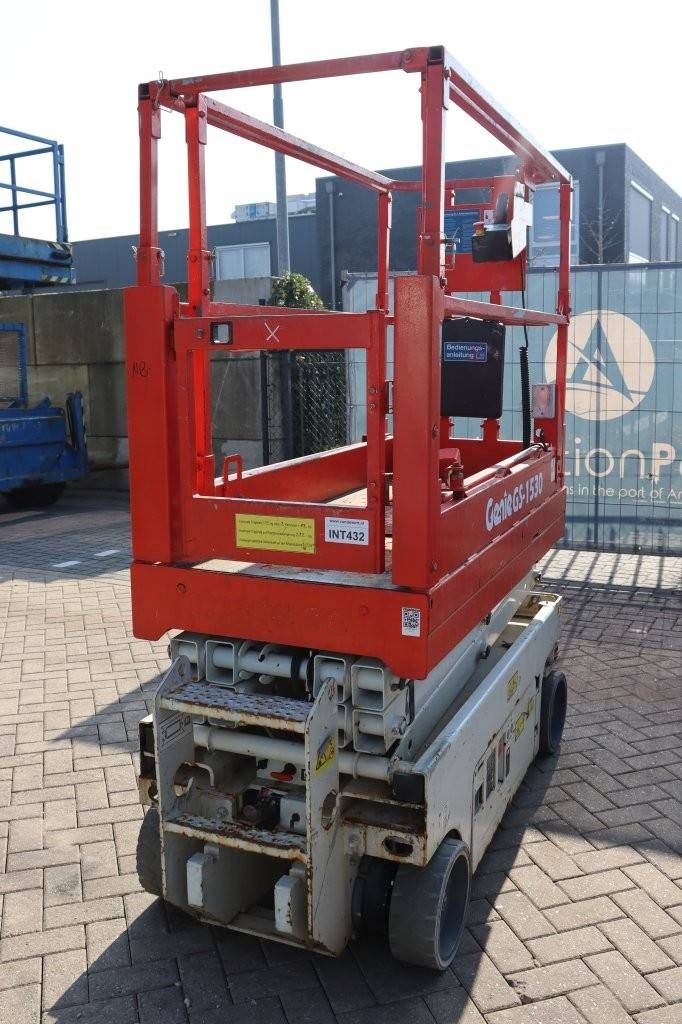 Scissor lift Genie GS1532 Electric 6.4m 2014