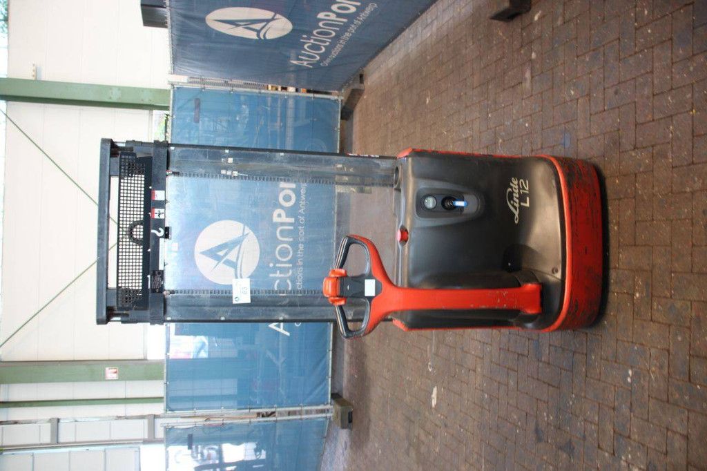 Stacker Linde L12 Electric 1200kg 2.53m