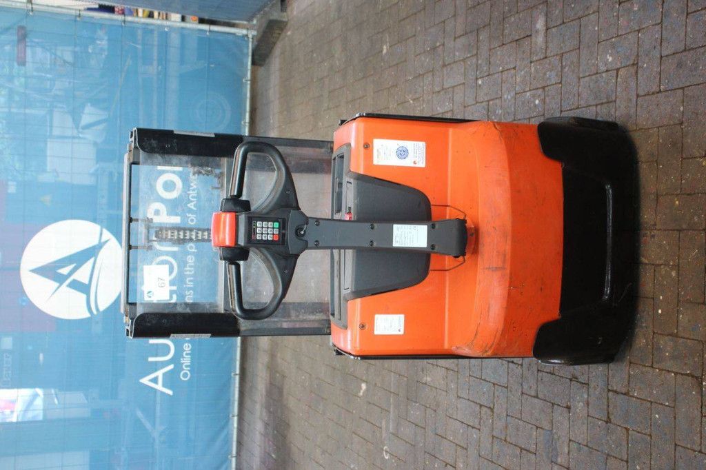 Stapelaar BT SWE140L Elektrisch 2000kg 2015