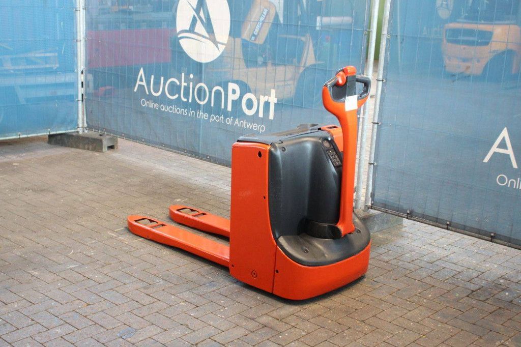 Pallet truck T16 Electric 1600kg 2019