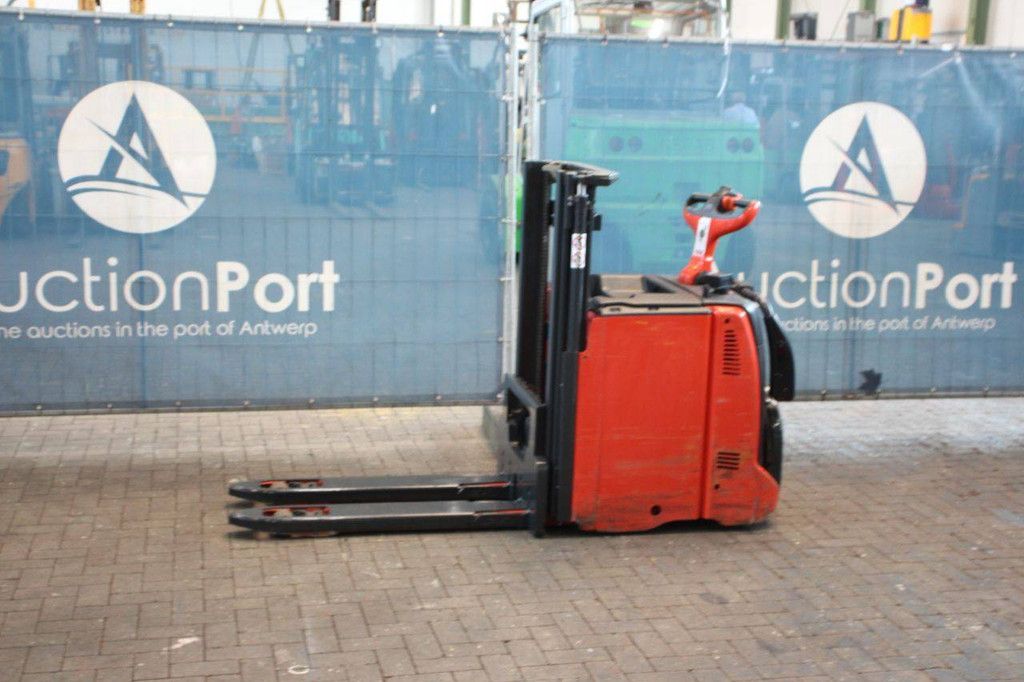 Stacker Linde D12 AP Electric 1200kg 2.01m 2020