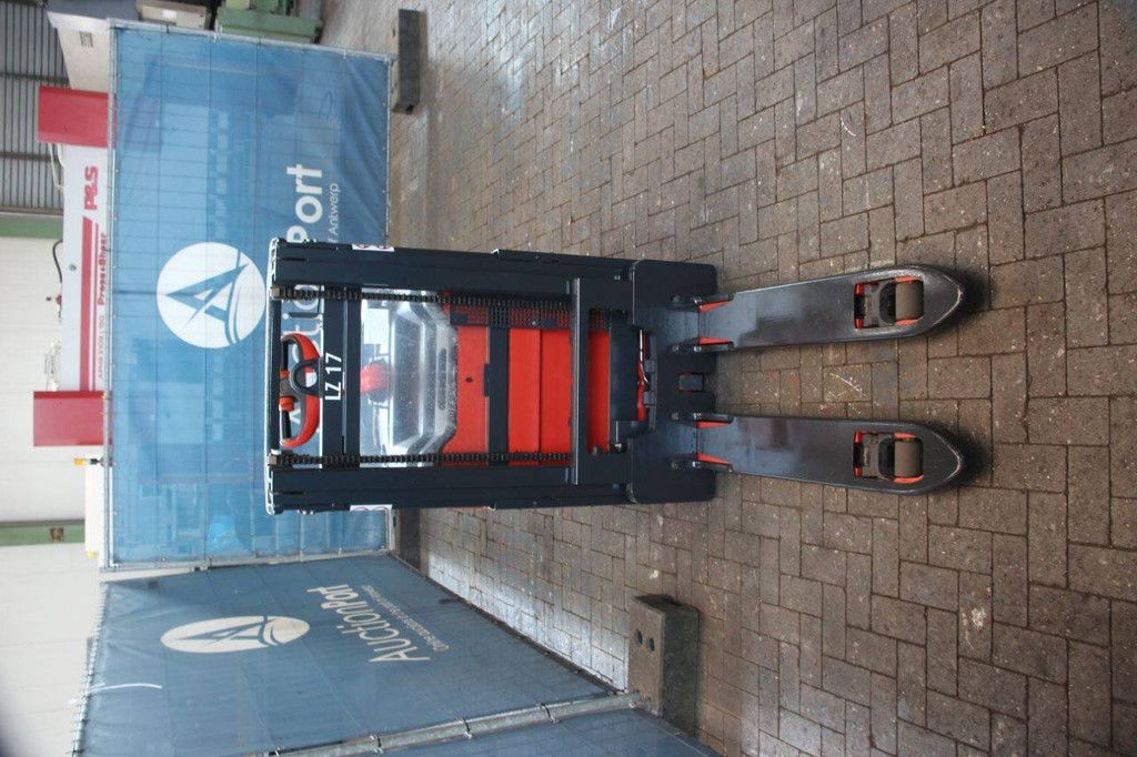 Stacker Linde D12 AP Electric 1200kg 2.01m 2020
