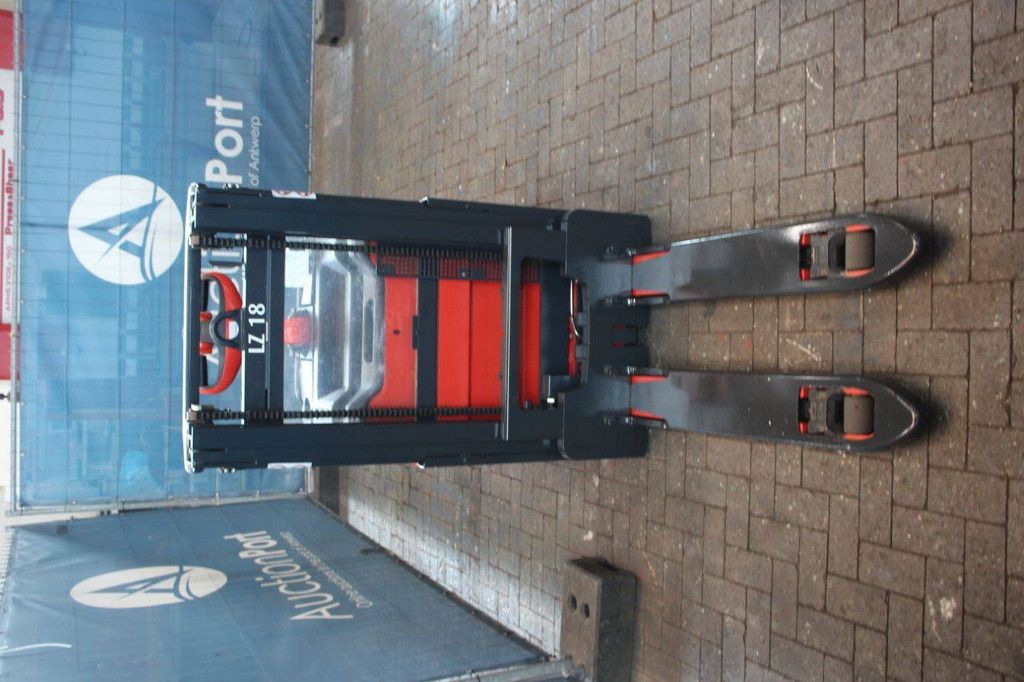 Stacker Linde D12 AP Electric 1200kg 2.01m 2018