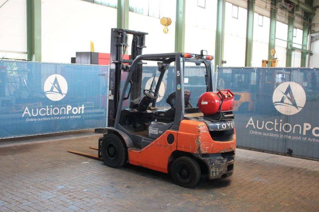 Forklift Toyota 4Y ECS LPG 2500kg 4.0m 2009