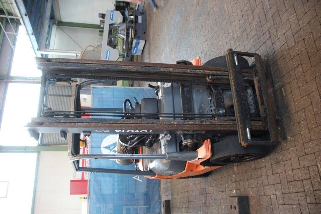 Heftruck Toyota 42-7FGF25 LPG 2500kg 3.7m 2003