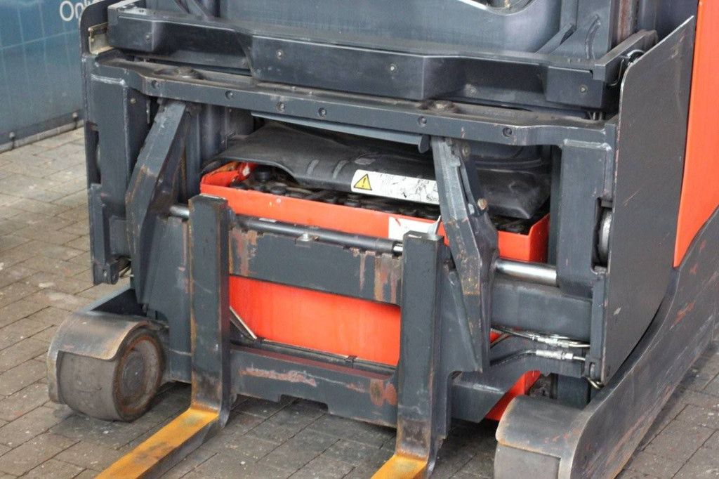 Reach truck Linde R14X-03 Electric 1400kg 6.0m 2012