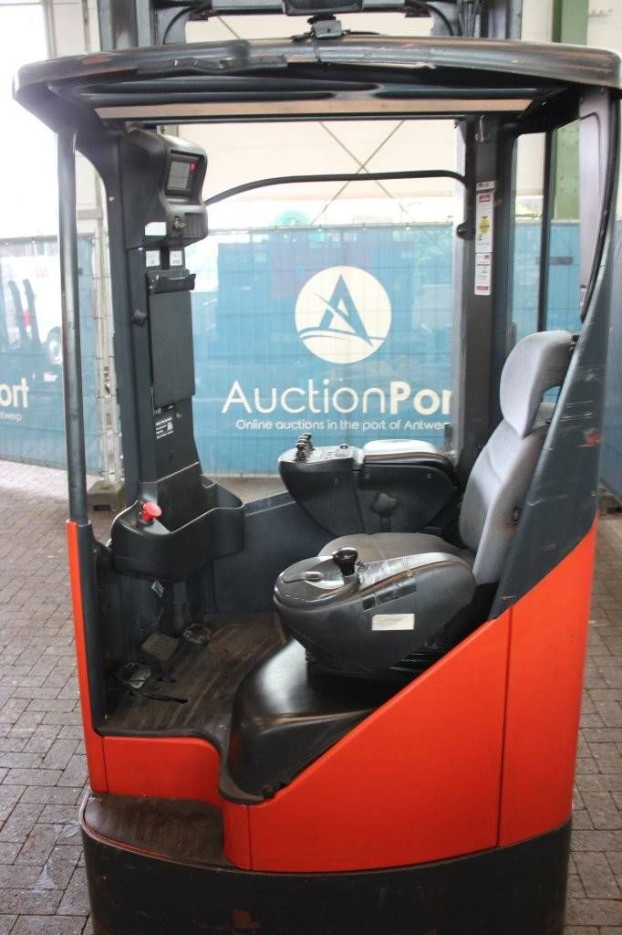 Reach truck Linde R14X-03 Electric 1400kg 6.0m 2012