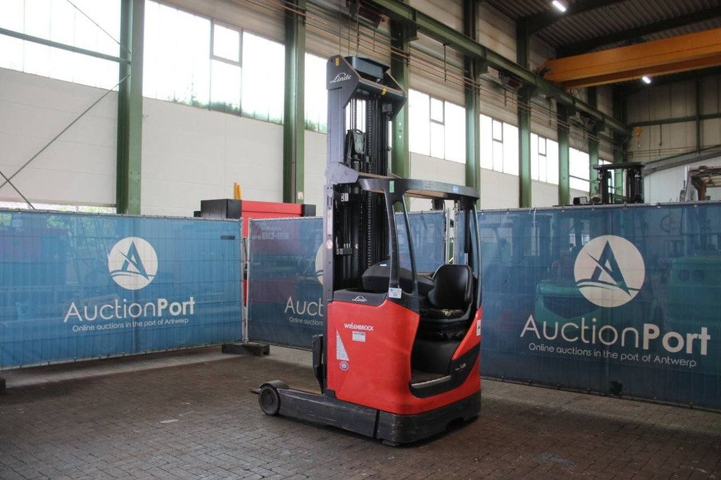 Reach truck Linde R14-01 Electric 1400kg 8.0m 2015