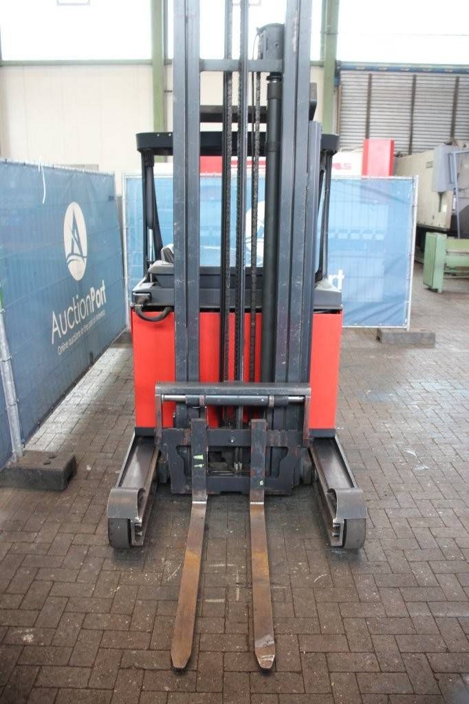 Reach truck Linde R14-01 Electric 1400kg 8.0m 2015