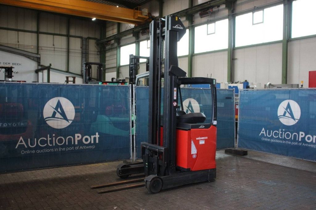 Reach truck Linde R14-01 Electric 1400kg 8.0m 2015