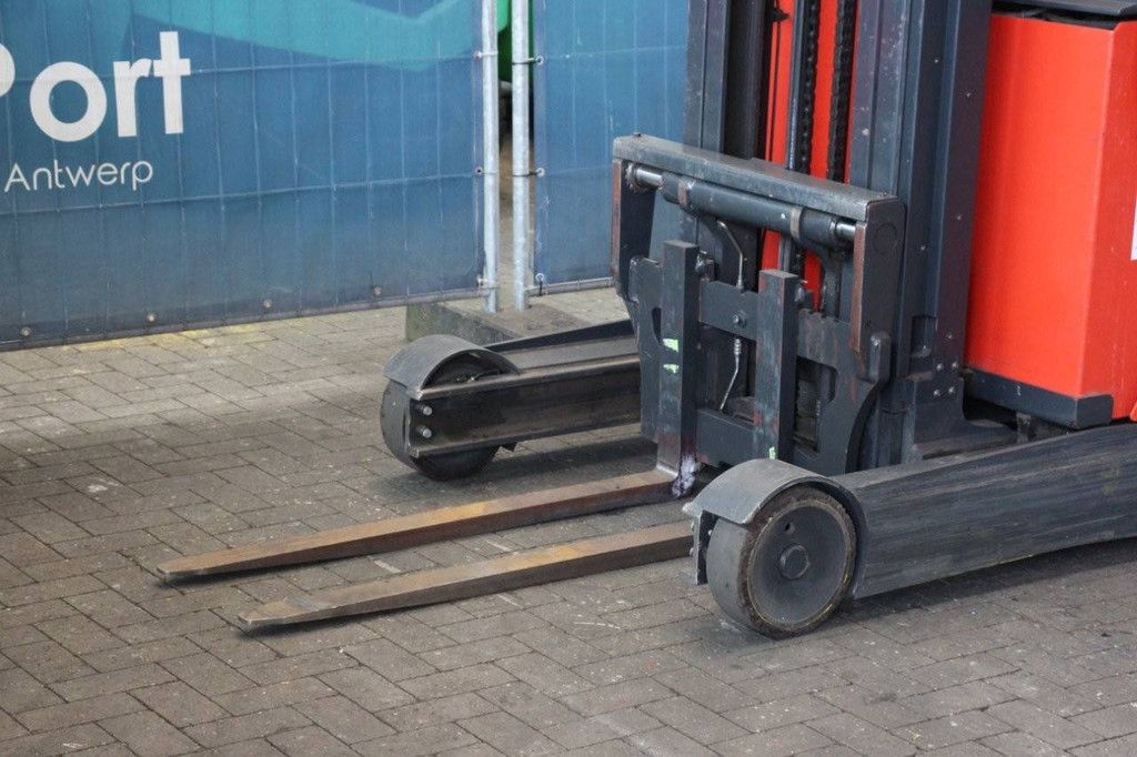 Reach truck Linde R14-01 Electric 1400kg 8.0m 2015
