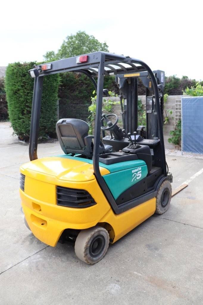 Gabelstapler Komatsu FB25H-3R Elektro 2500kg 4,33m