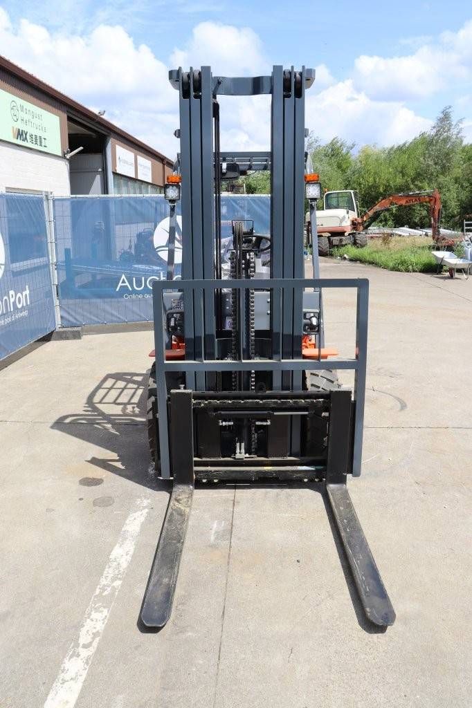 Gabelstapler VMAX CPCD35 Diesel 3500kg 5,5m 2025 Neu