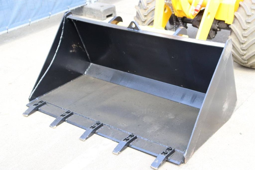 Articulated loader Mammut WL10 Diesel 2025