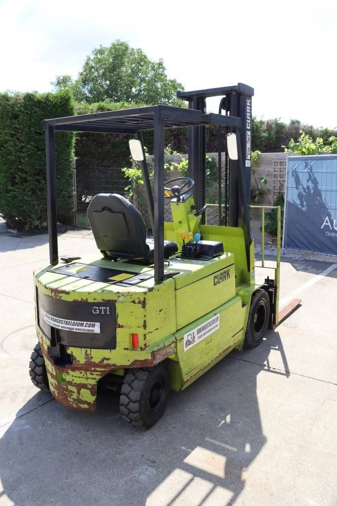 Forklift Clark EPM 25 N Electric 2270kg 4.0m 1988