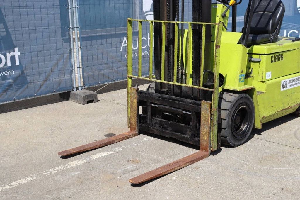 Forklift Clark EPM 25 N Electric 2270kg 4.0m 1988