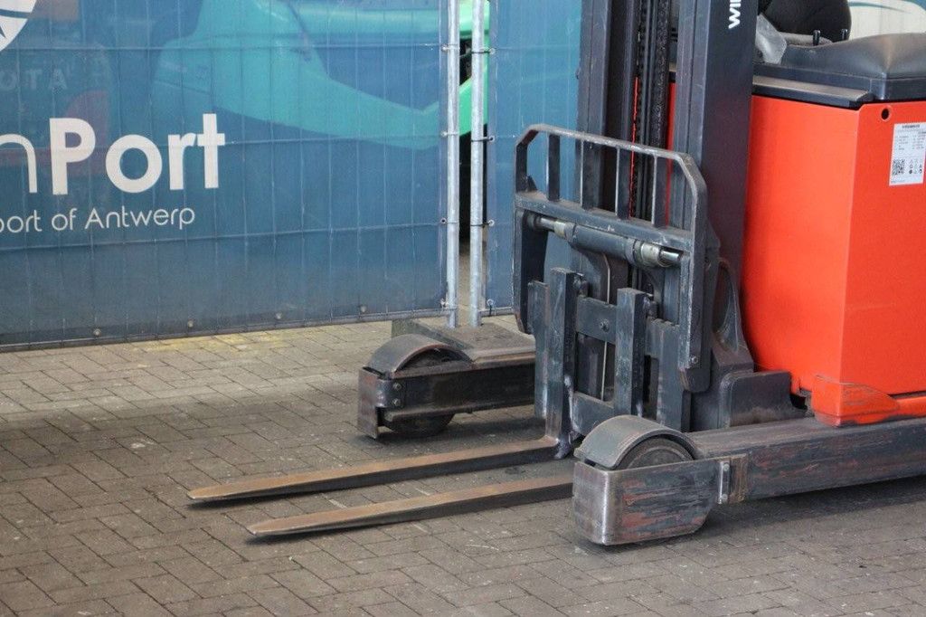 Schubmaststapler Linde R14S Elektro 1400kg 7,29m 2005