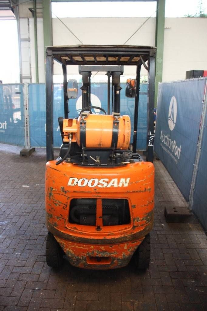 Forklift Doosan G15S-5 LPG 1350kg 3.3m 2007