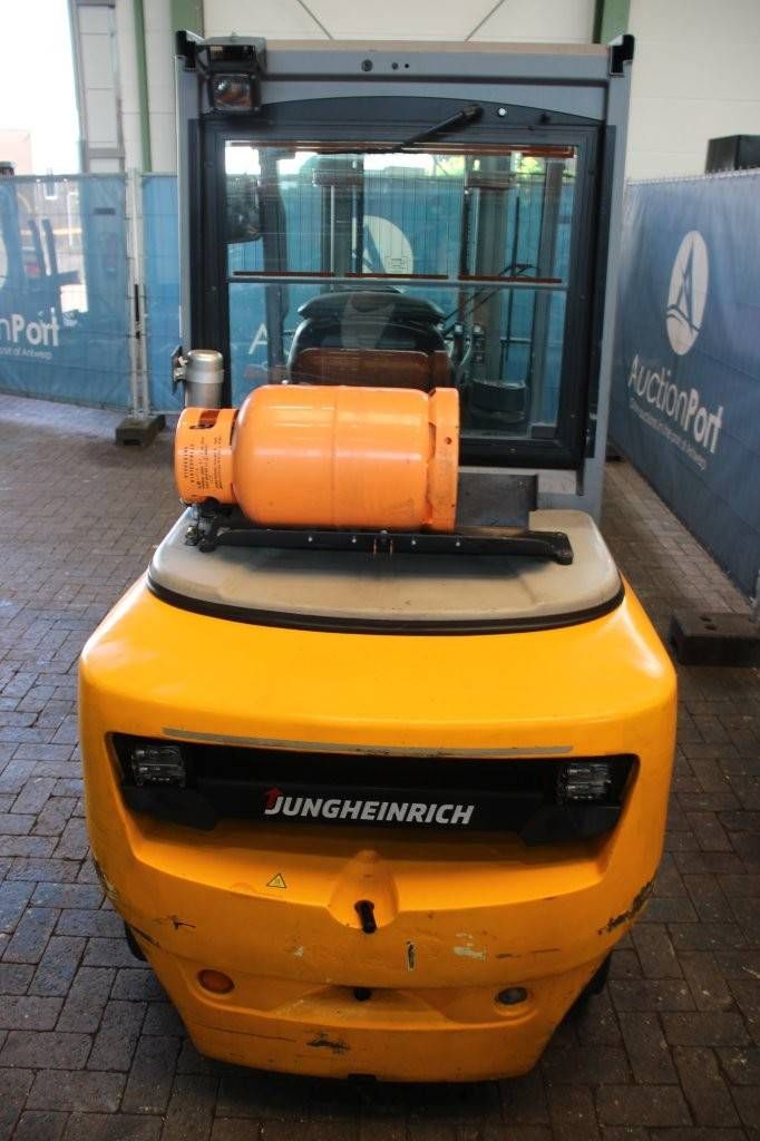Gabelstapler Jungheinrich TFG 435 Treibgas 3500kg 6,0m 2016