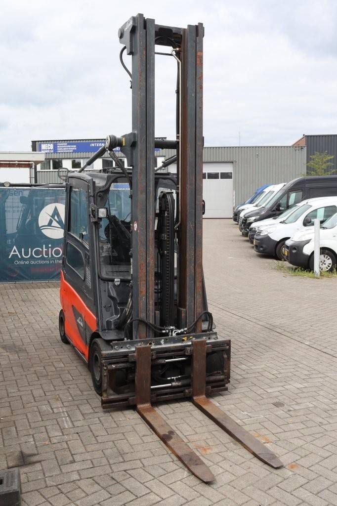 Gabelstapler Linde E25L-01 Elektro 2500kg 2012