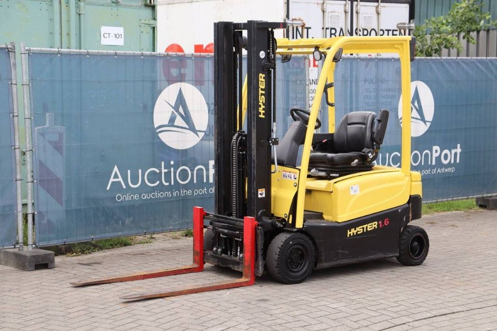 Gabelstapler Hyster J1.6XN MWB Elektro 1470kg 4,9m 2019