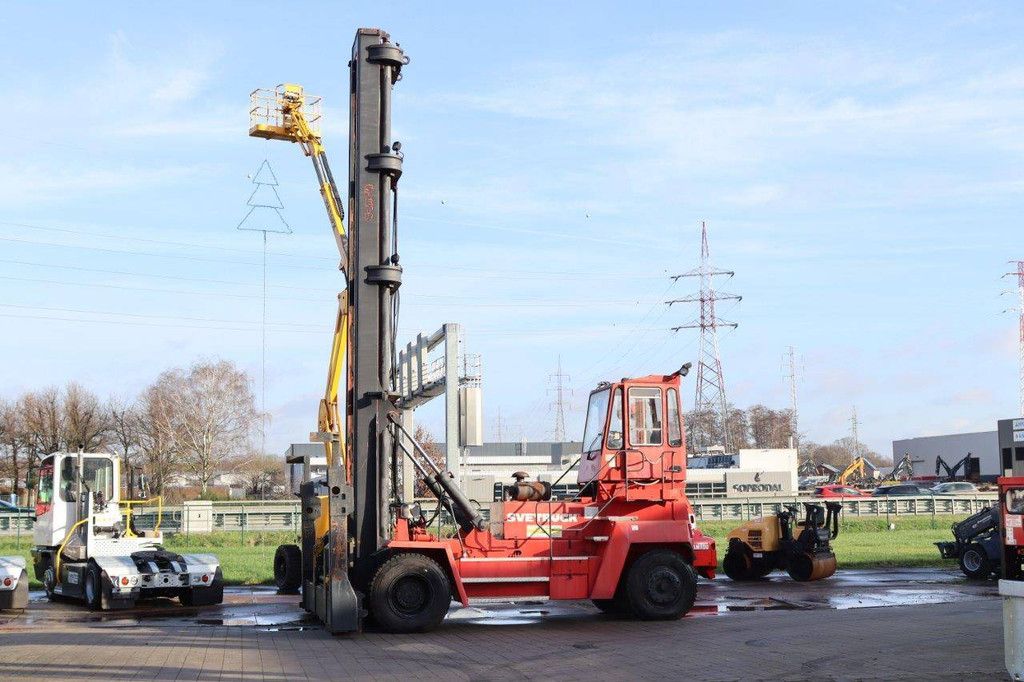 Zijlader 18ECS 42/6H Diesel 9000kg 15.5m