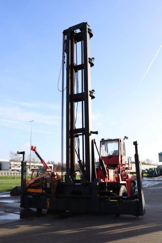 Zijlader 18ECS 42/6H Diesel 9000kg 15.5m
