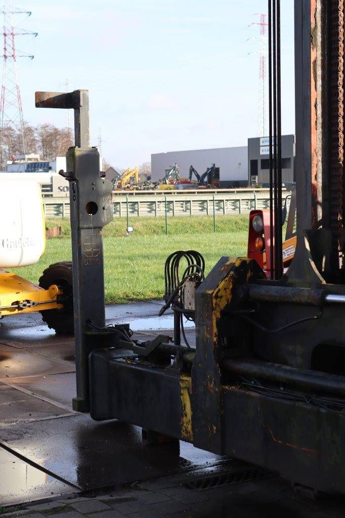 Zijlader 18ECS 42/6H Diesel 9000kg 15.5m