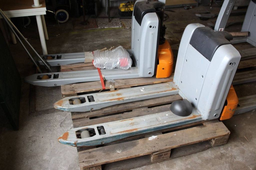 Lot of Pallet Trucks Still Electric