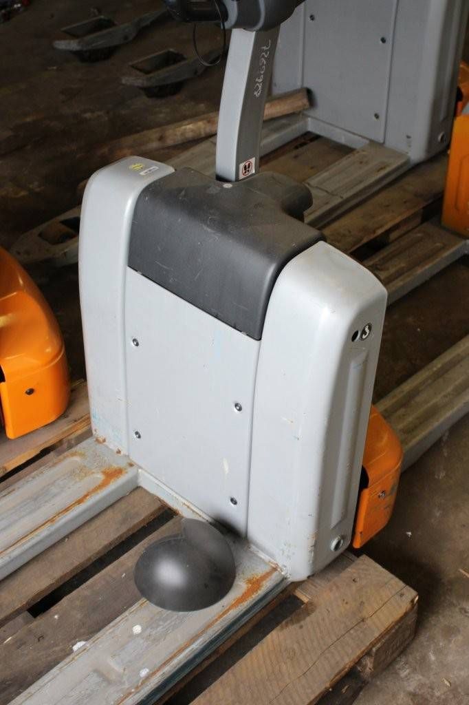 Lot of Pallet Trucks Still Electric