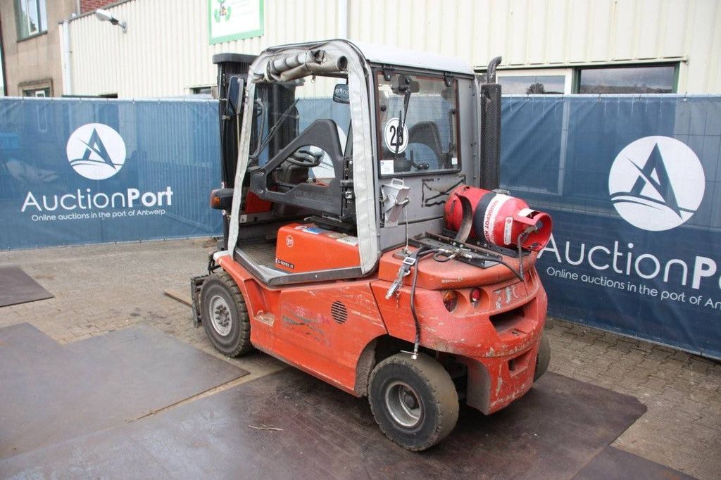 Forklift BT CBG 25 LPG 2500kg 4.2m 2004
