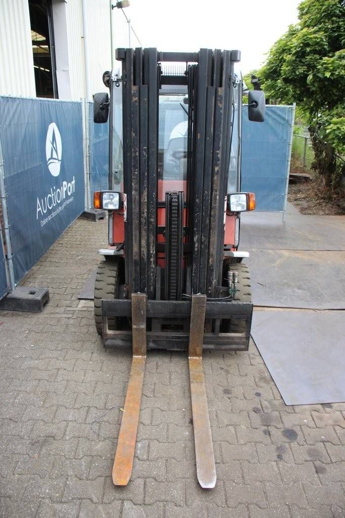Forklift BT CBG 25 LPG 2500kg 4.2m 2004