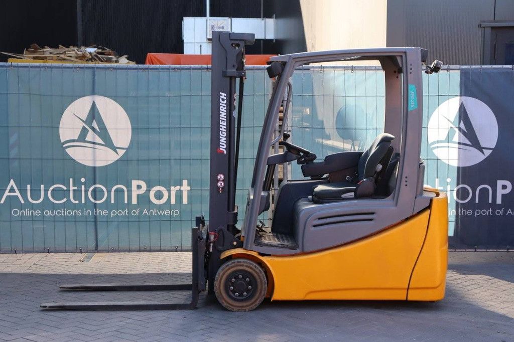 Forklift Jungheinrich EFG 216 Electric 1600kg 4.5m 2016