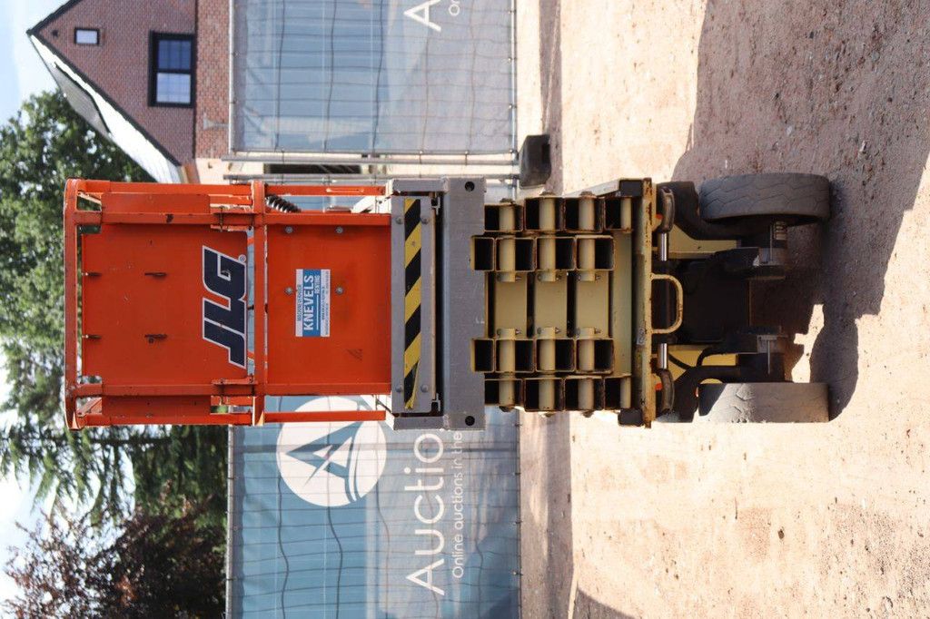 JLG 2630ES Electric Scissor Lift 9.7m 2011