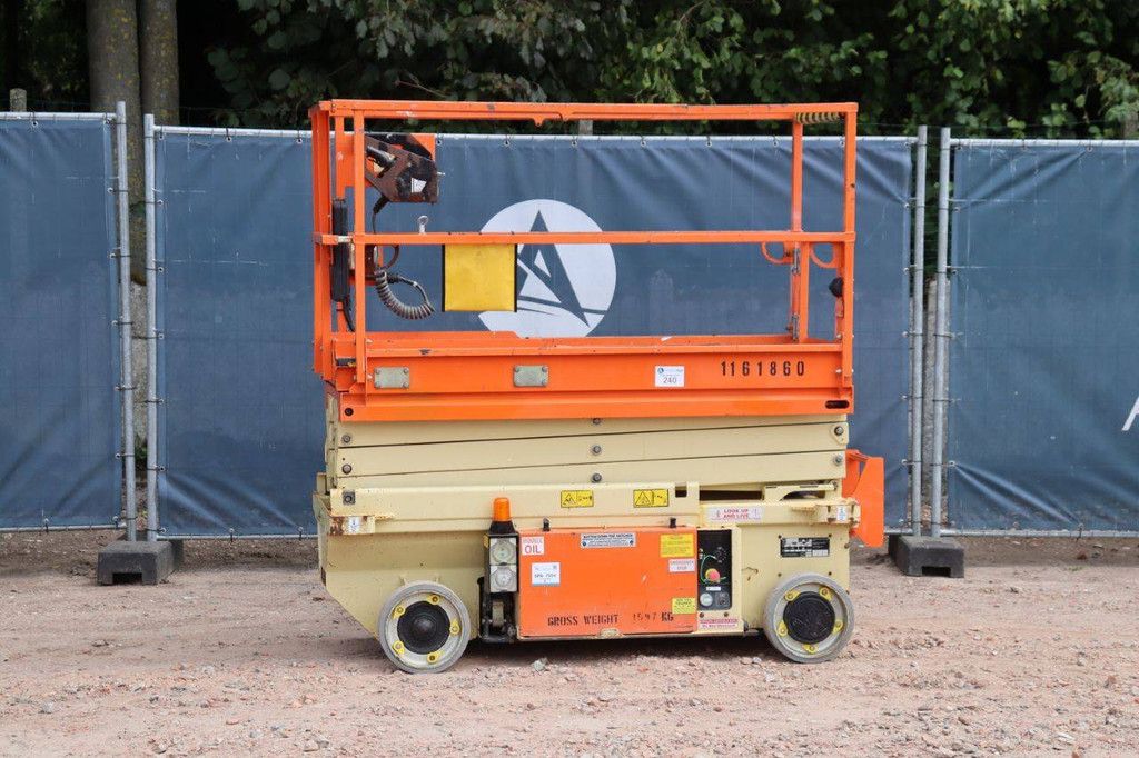 JLG R6 Electric Scissor Lift 7.64m 2015