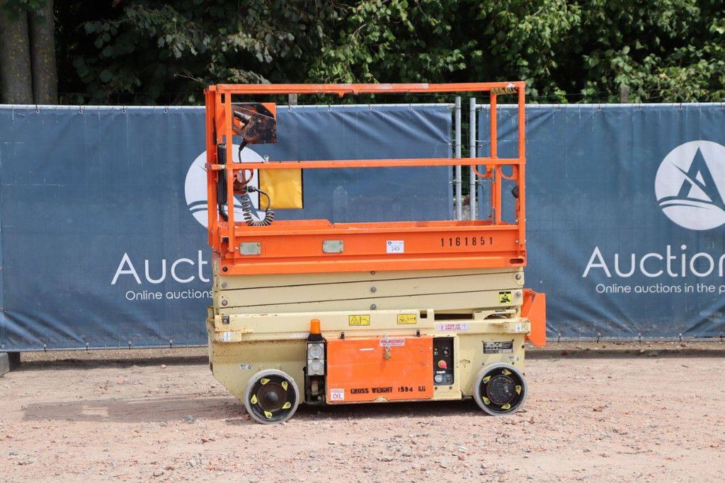 JLG R6 Electric Scissor Lift 7.64m 2015