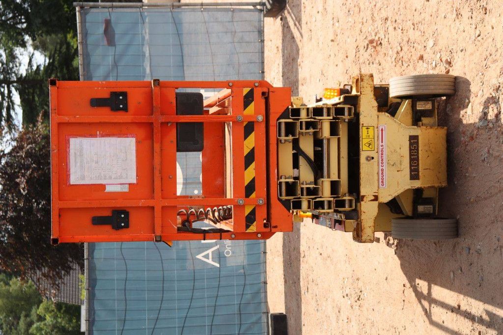 JLG R6 Electric Scissor Lift 7.64m 2015