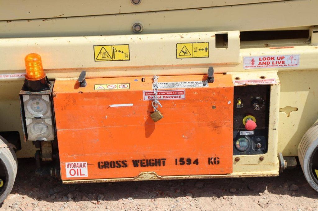 JLG R6 Electric Scissor Lift 7.64m 2015