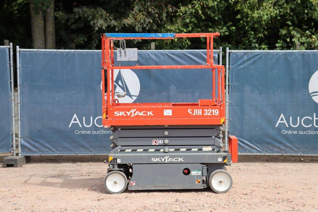 Scherenbühne Skyjack SJ III 3219 Elektro 7,62m 2019