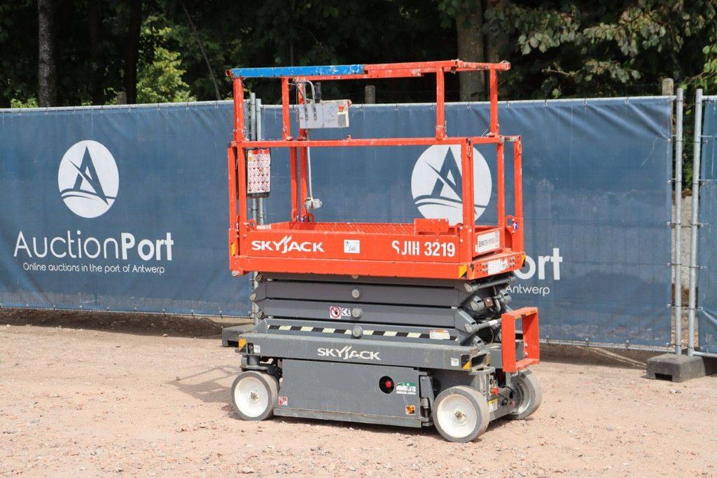 Scherenbühne Skyjack SJ III 3219 Elektro 7,62m 2019