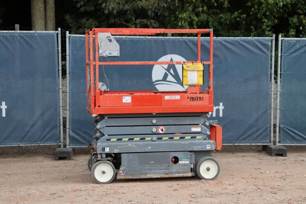 Scissor Lift Genie SJIII 3219 Electric 2014