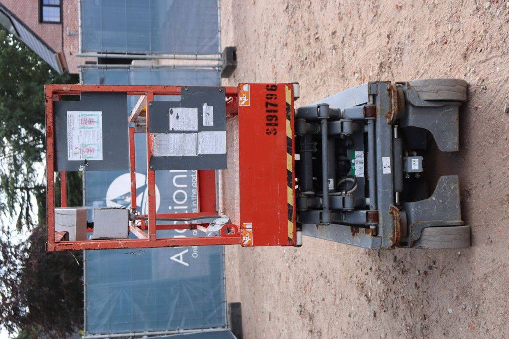 Scissor Lift Genie SJIII 3219 Electric 2014