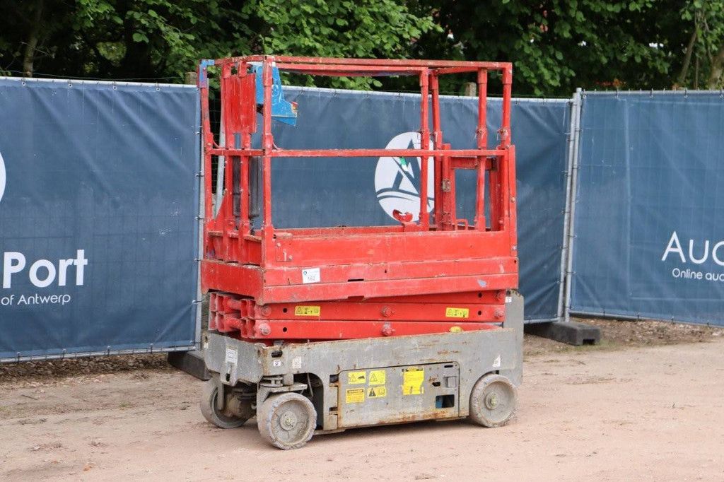 Scissor lift Genie GS-1532 Electric 6m 2014