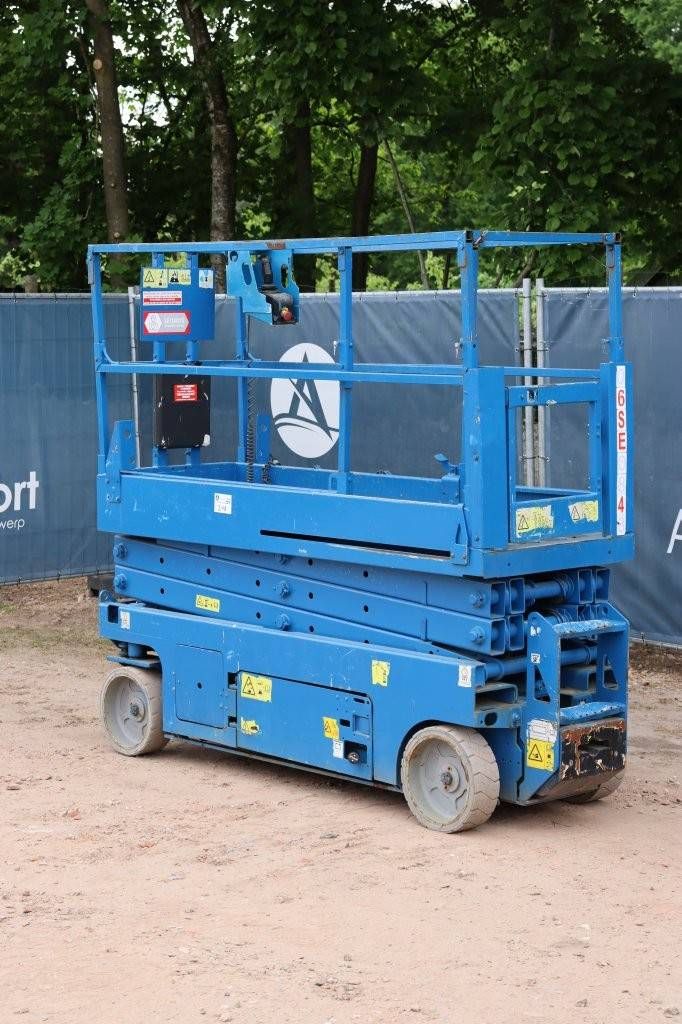 Scissor lift Genie GS-2032 Electric 8.13m 2007