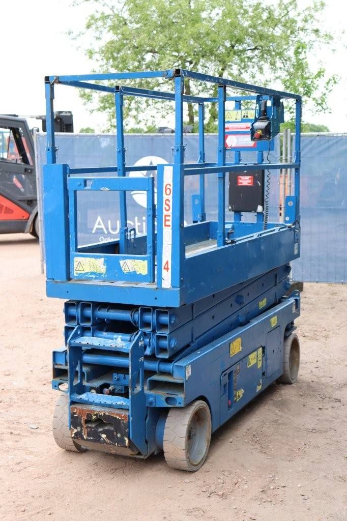 Scissor lift Genie GS-2032 Electric 8.13m 2007