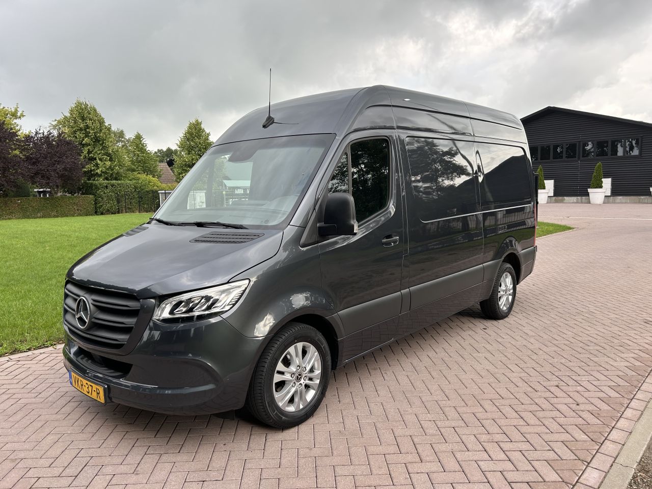 MERCEDES-BENZ SPRINTER 319 V6 (euro 6 ) laadruimte isolatie