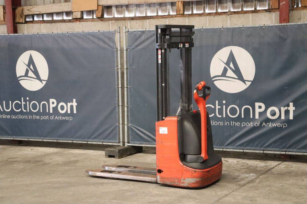 Stapelaar Fenwick-Linde L10 Elektrisch 1000kg 3.0m 2012