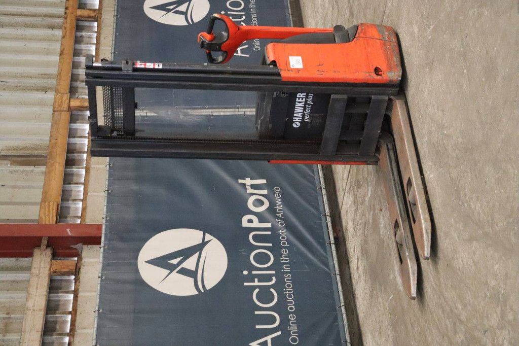 Stapelaar Fenwick-Linde L10 Elektrisch 1000kg 3.0m 2012